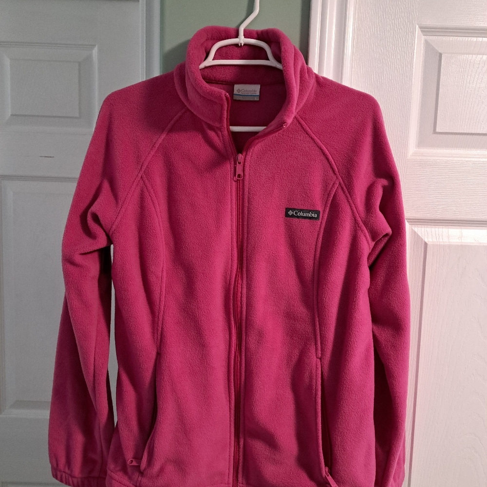Columbia full zip w pockets NWOT